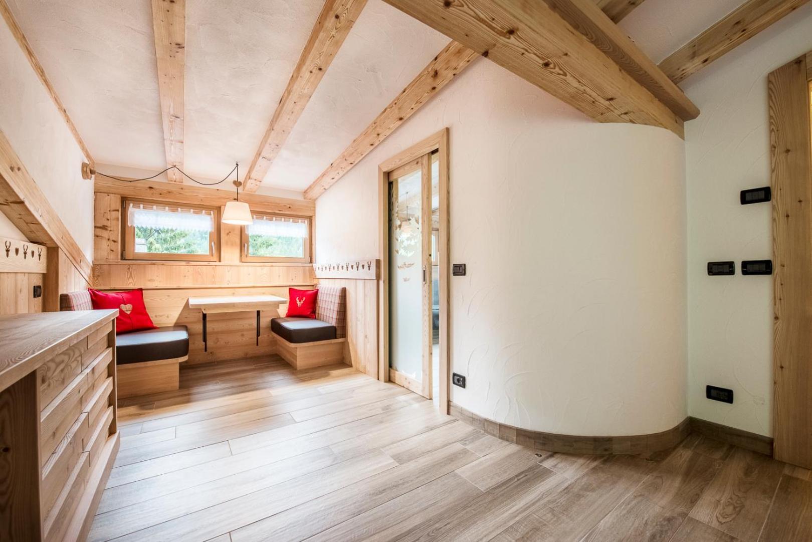 Chalet Pineta Relax Location Canazei Bagian luar foto