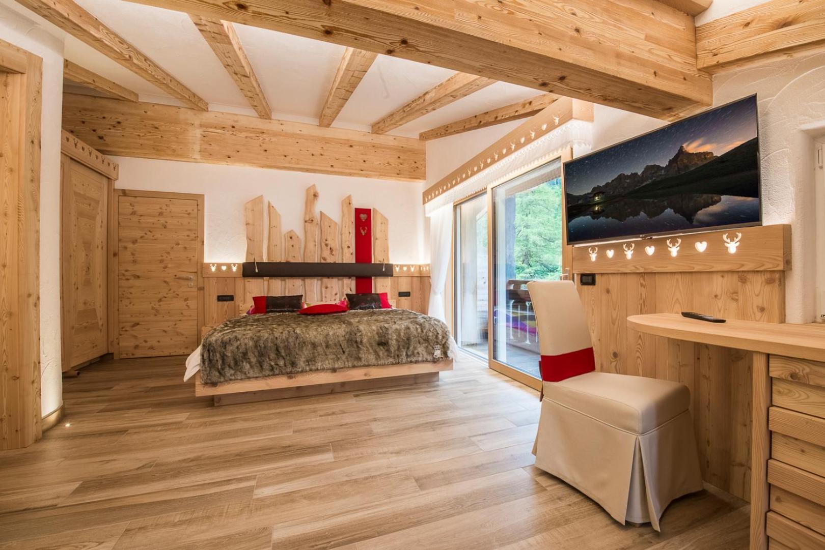 Chalet Pineta Relax Location Canazei Bagian luar foto