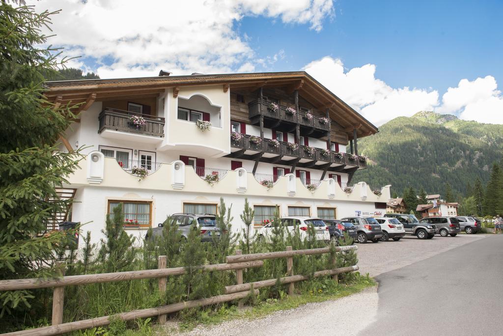 Chalet Pineta Relax Location Canazei Bagian luar foto